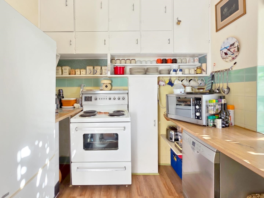 3 Bedroom Property for Sale in Sea Point Western Cape